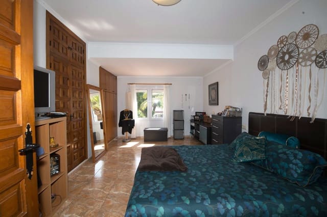 2 bedroom Townhouse for sale in Dénia with pool - € 265,000 (Ref: 9348770)