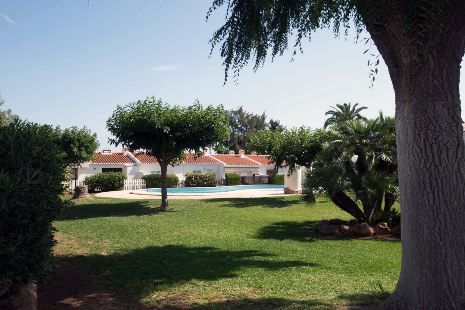 2 bedroom Townhouse for sale in Denia with pool - € 265,000 (Ref: 9348770)