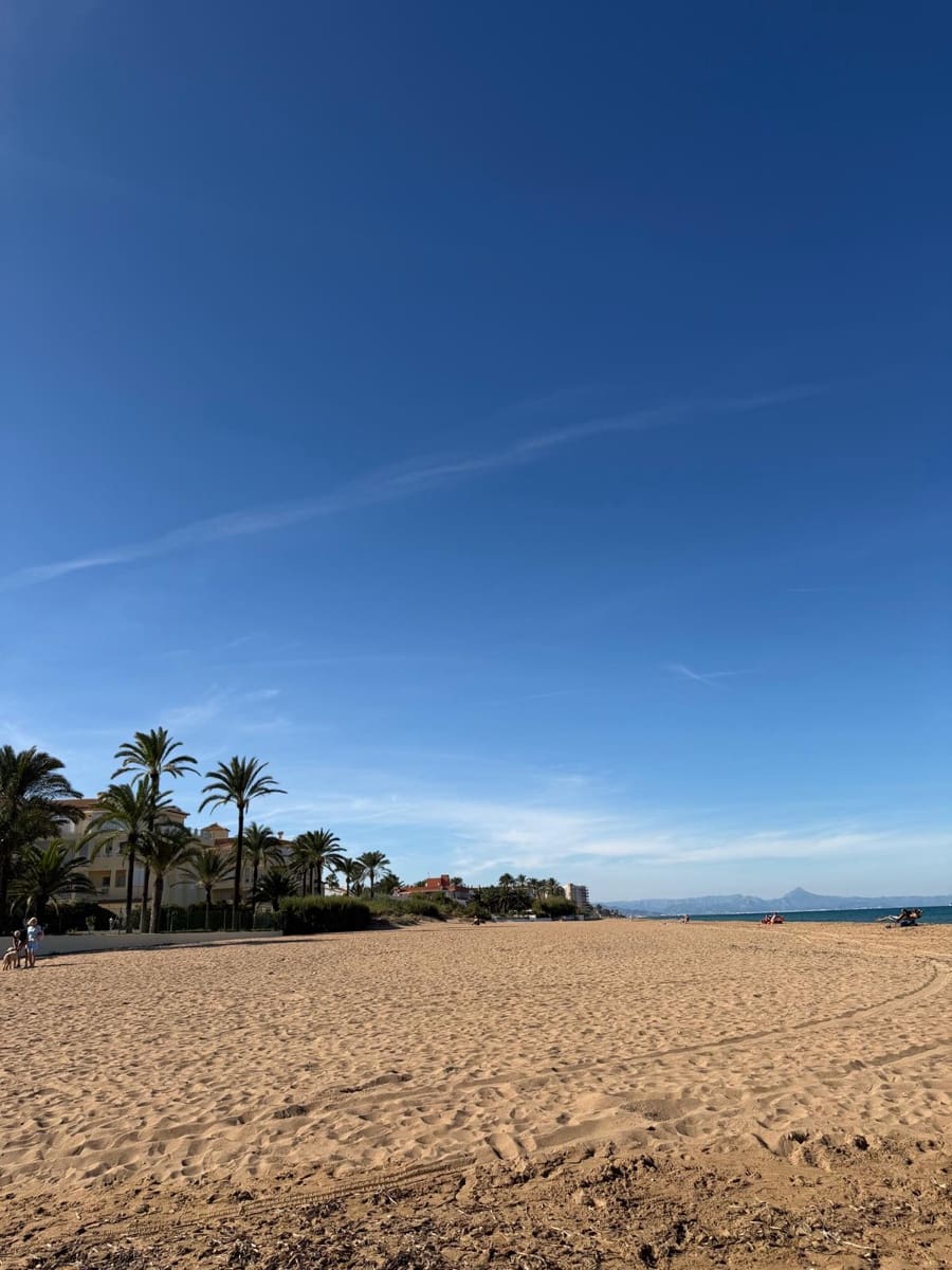 Studio till salu i Denia med garage - 122 000 € (Ref: 9381983)