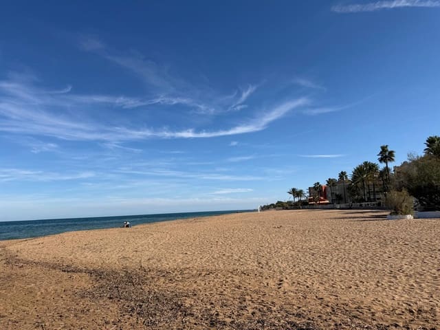 Studio till salu i Dénia med garage - 122 000 € (Ref: 9381983)