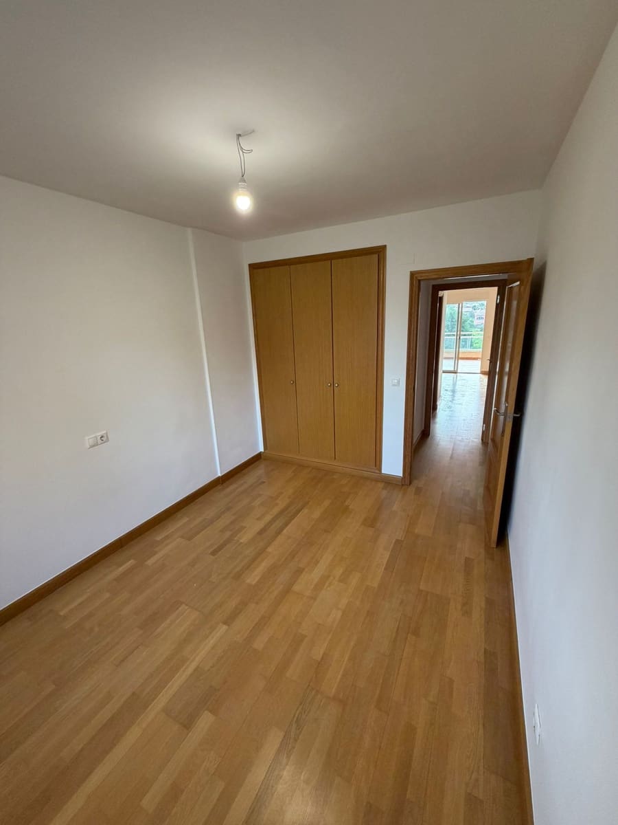 Piso de 3 habitaciones en Dénia en venta - 265.000 € (Ref: 9394362)