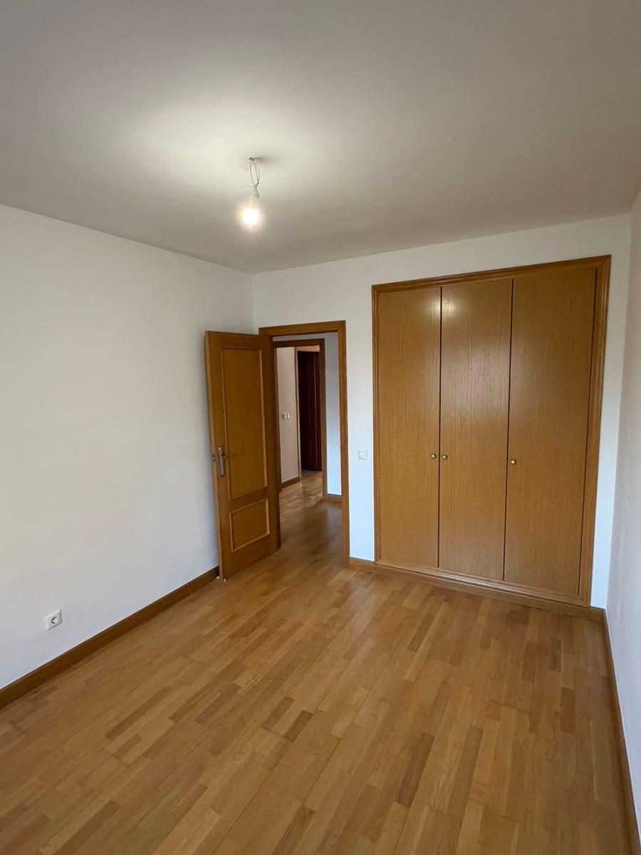 Piso de 3 habitaciones en Dénia en venta - 265.000 € (Ref: 9394362)