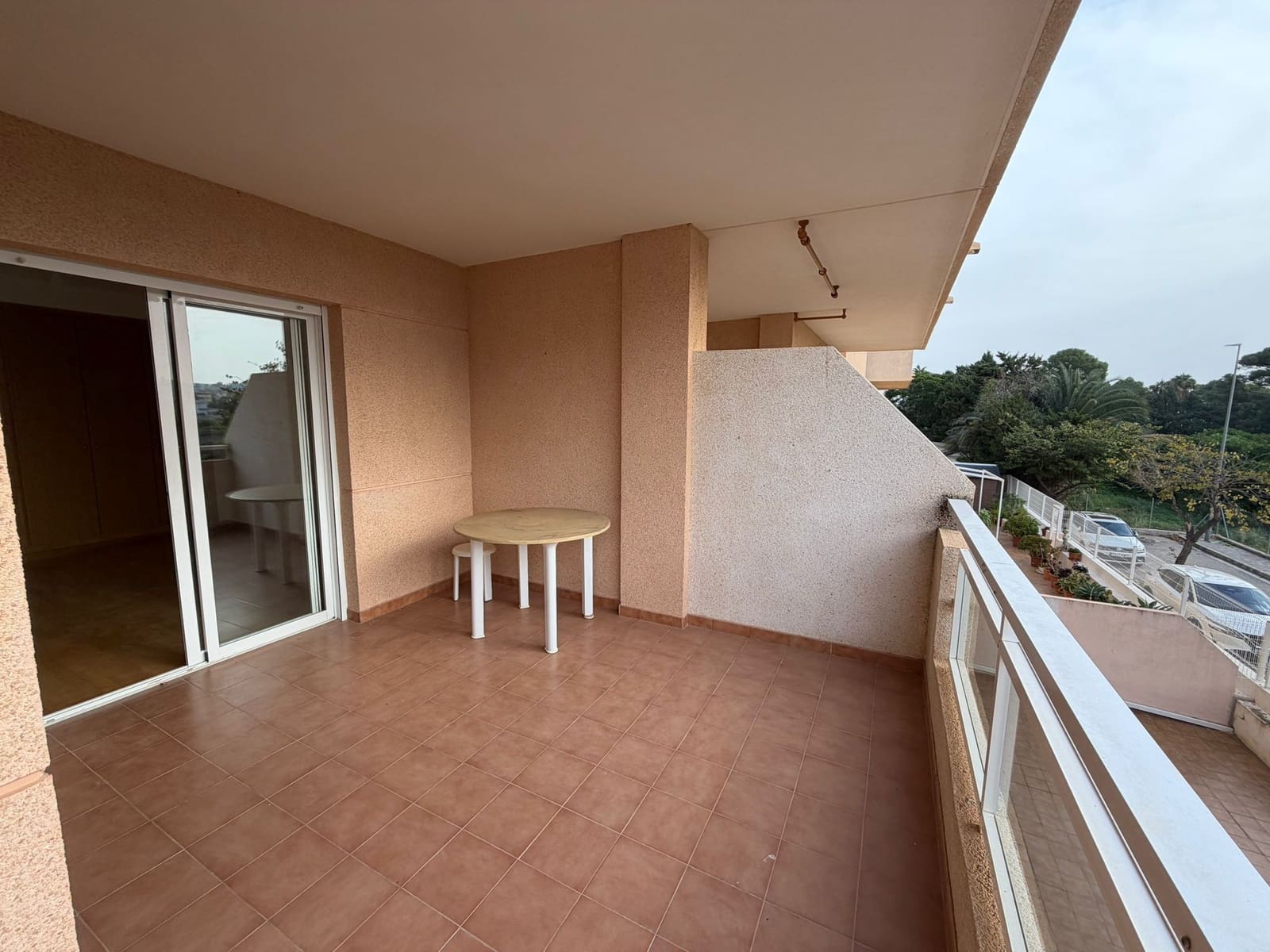 Piso de 3 habitaciones en Dénia en venta - 265.000 € (Ref: 9394362)