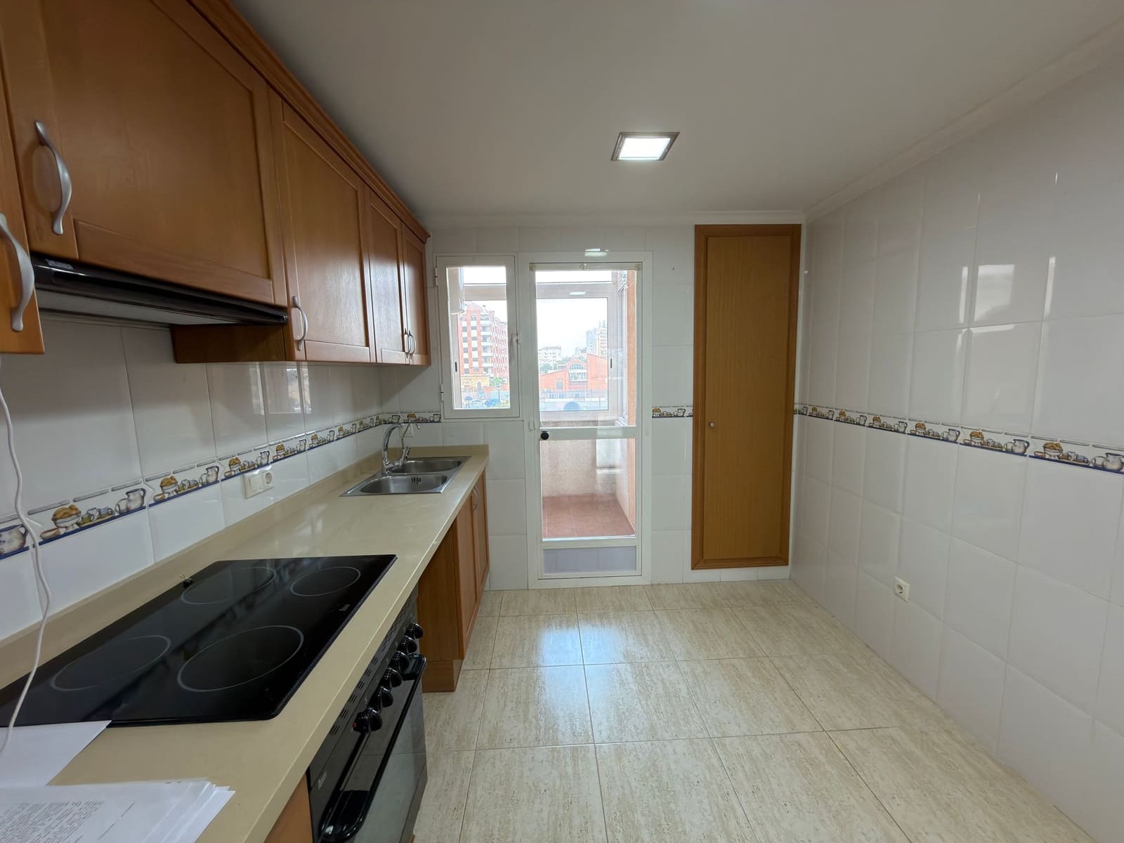 Piso de 3 habitaciones en Dénia en venta - 265.000 € (Ref: 9394362)
