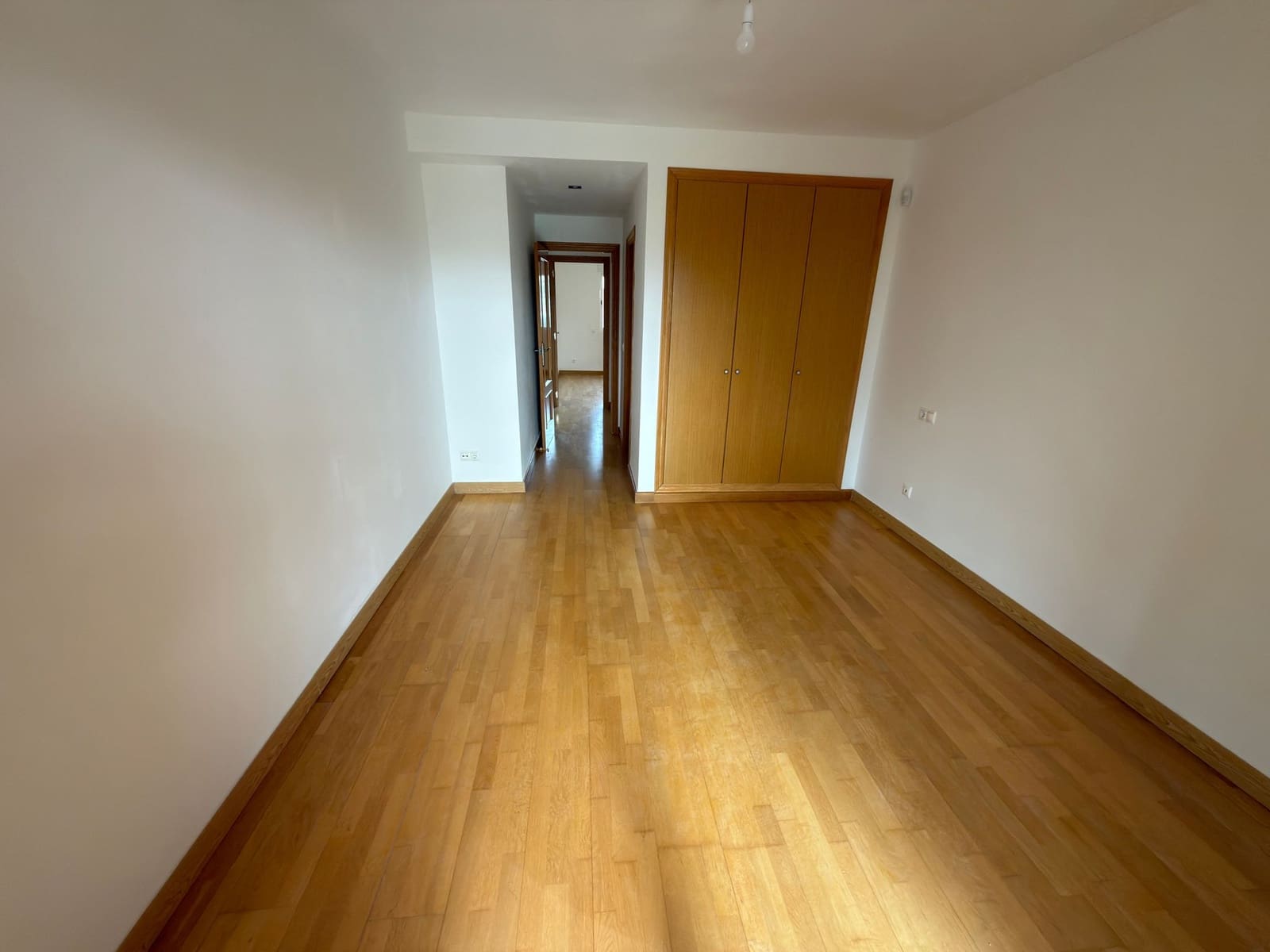 Piso de 3 habitaciones en Dénia en venta - 265.000 € (Ref: 9394362)