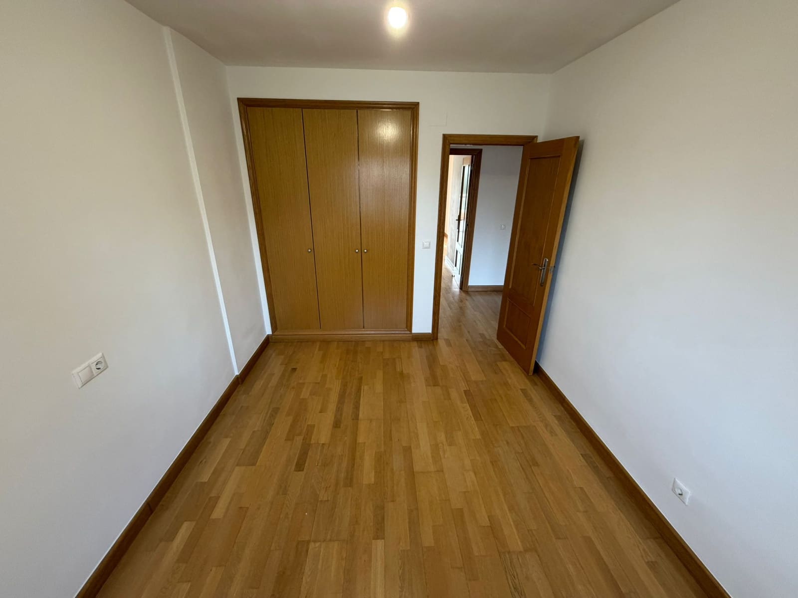 Piso de 3 habitaciones en Dénia en venta - 265.000 € (Ref: 9394362)