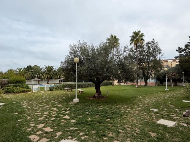 2 Zimmer Apartment zu verkaufen in Dénia mit Pool Garage - 320.000 € (Ref: 9394363)