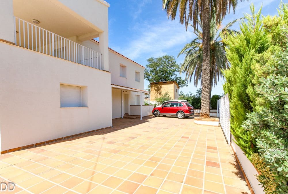 6 chambre Villa/Maison à vendre à Denia avec piscine garage - 975 000 € (Ref: 9394367)