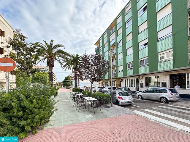 2 bedroom Apartment for sale in Denia - € 185,000 (Ref: 9394369)