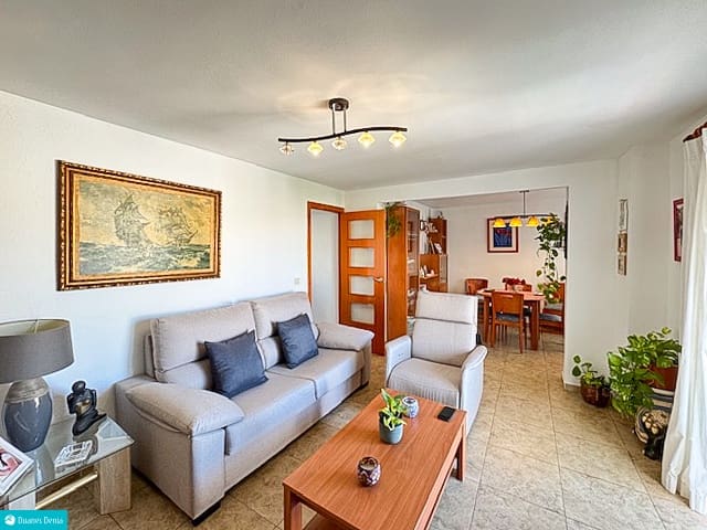 2 bedroom Apartment for sale in Denia - € 185,000 (Ref: 9394369)