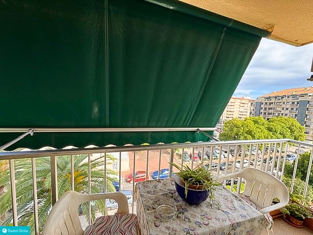 2 bedroom Apartment for sale in Denia - € 185,000 (Ref: 9394369)