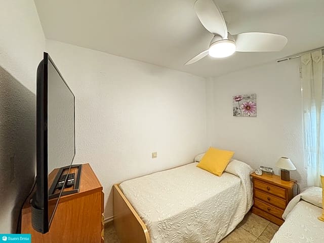 2 bedroom Apartment for sale in Denia - € 185,000 (Ref: 9394369)