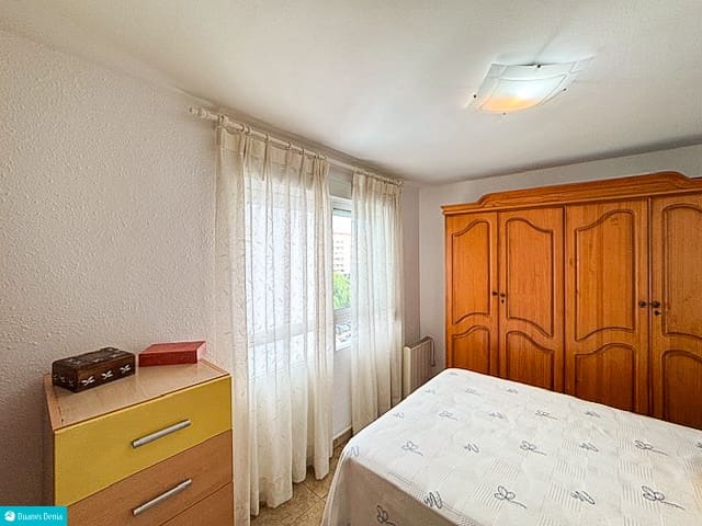 2 bedroom Apartment for sale in Denia - € 185,000 (Ref: 9394369)