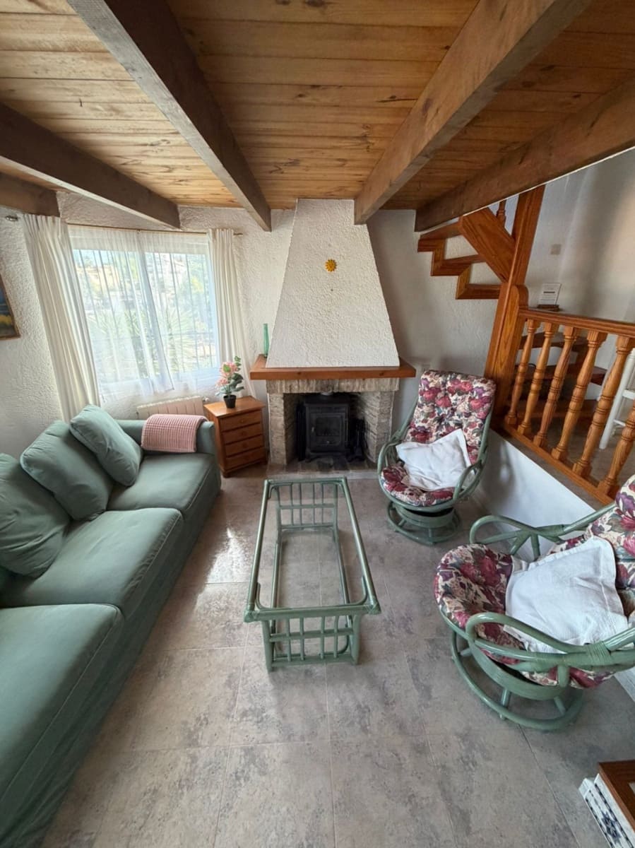 3 soveværelse Villa til leje i Denia med swimmingpool garage - € 2.000 (Ref: 9401934)