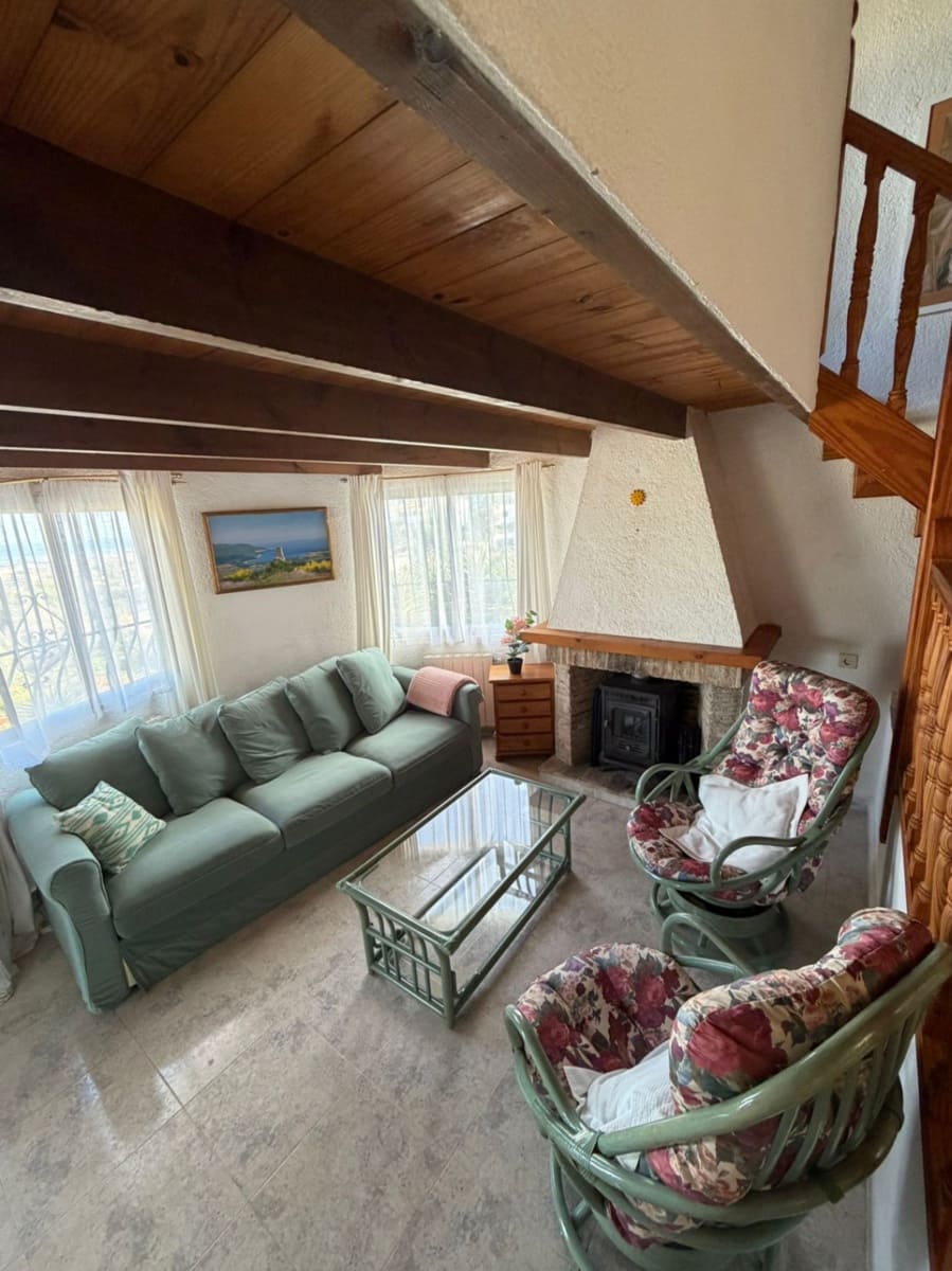 3 soveværelse Villa til leje i Denia med swimmingpool garage - € 2.000 (Ref: 9401934)