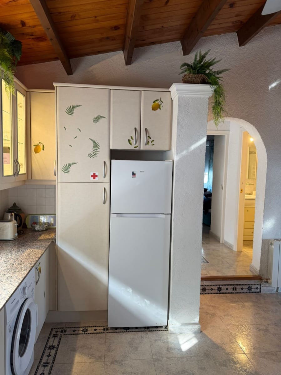 3 soveværelse Villa til leje i Denia med swimmingpool garage - € 2.000 (Ref: 9401934)