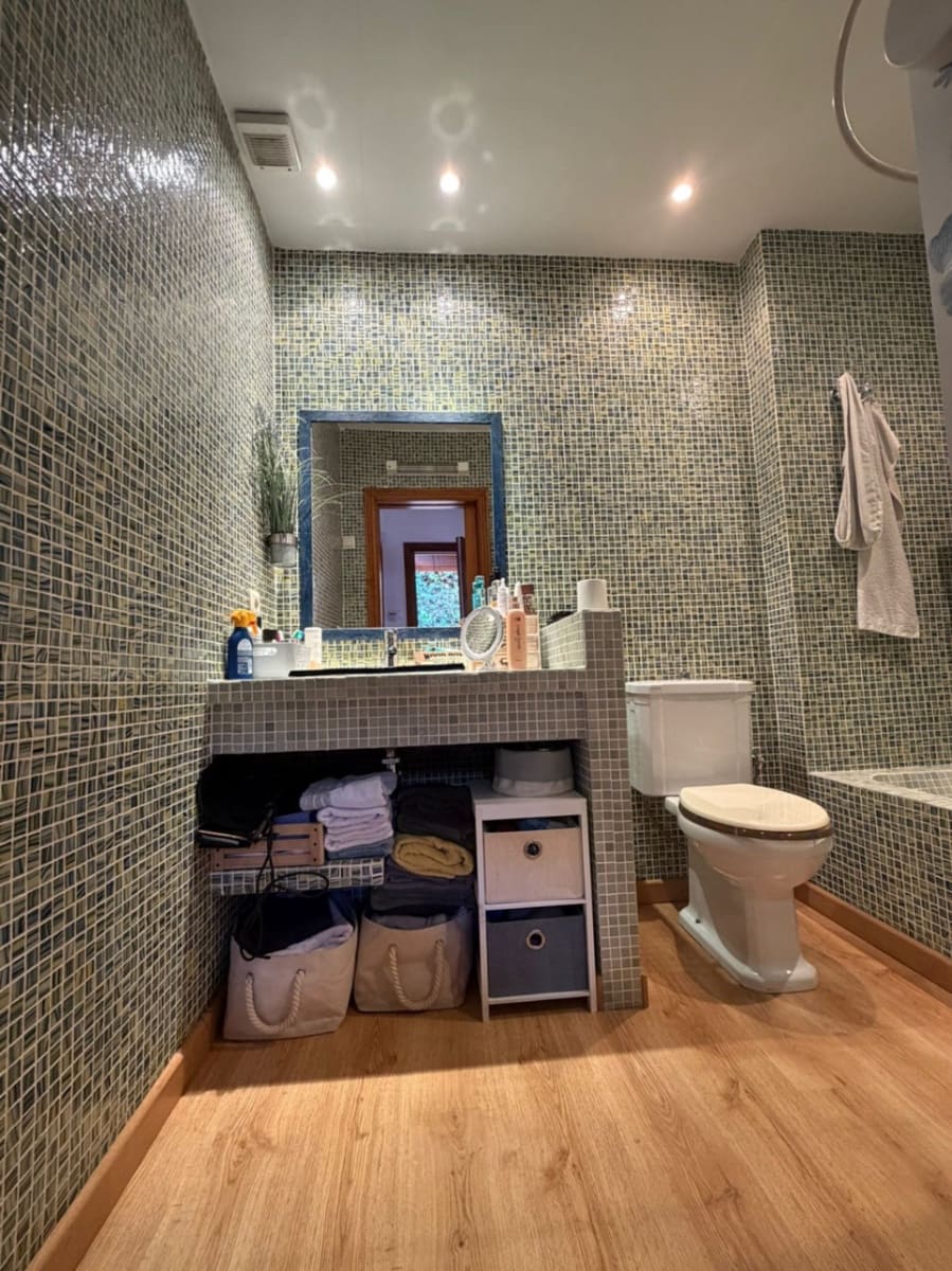 3 camera da letto Villa in vendita in Orba con piscina garage - 390.000 € (Rif: 9413247)