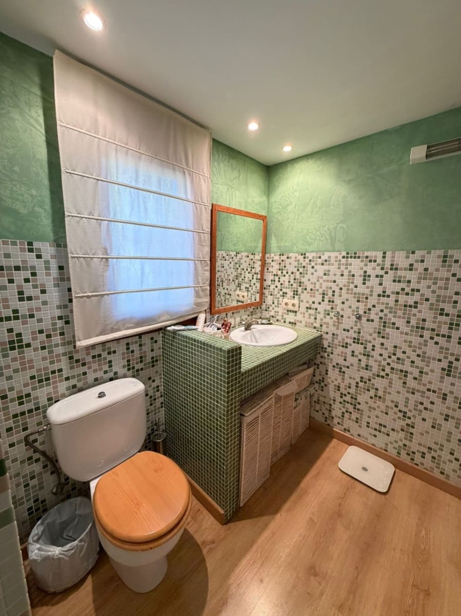 3 camera da letto Villa in vendita in Orba con piscina garage - 390.000 € (Rif: 9413247)