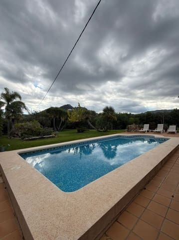 5 bedroom Villa for rent in Dénia with pool garage - € 3,000 (Ref: 9413248)