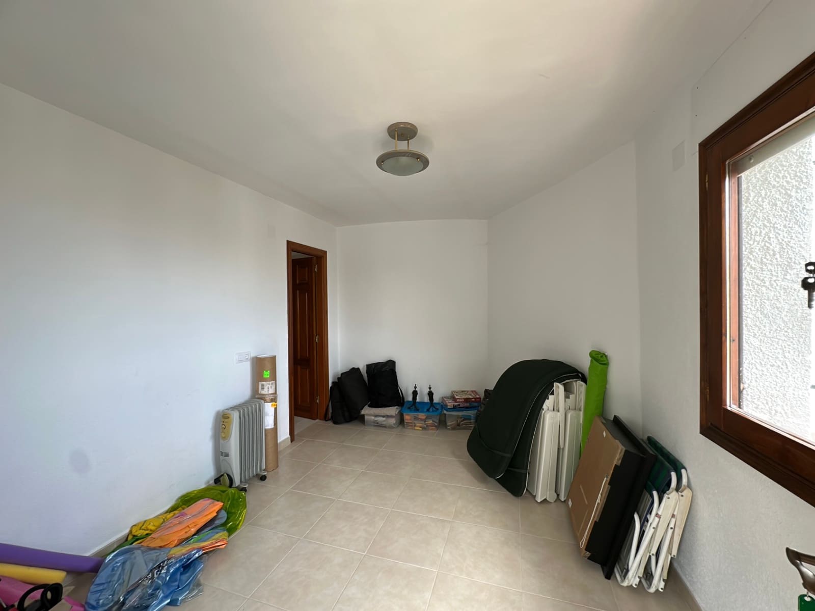 Chalet de 3 habitaciones en Pego en venta con piscina garaje - 495.000 € (Ref: 9432671)