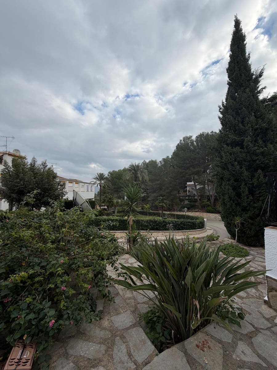 2 sypialnia Willa na sprzedaż w Pedreguer z basenem garażem - 285 000 € (Ref: 9458426)