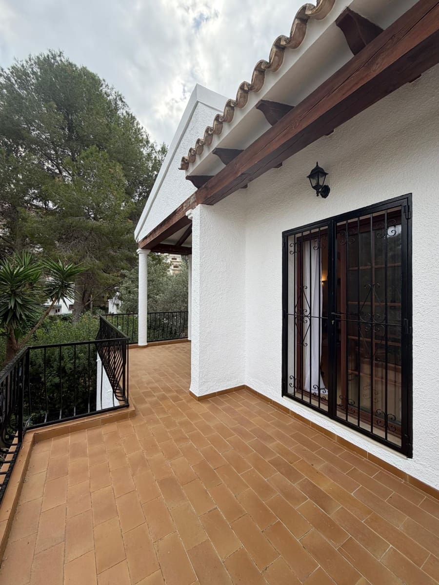 2 sypialnia Willa na sprzedaż w Pedreguer z basenem garażem - 285 000 € (Ref: 9458426)