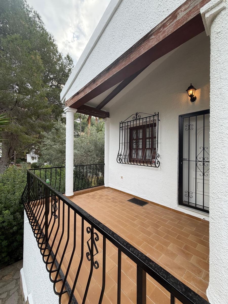 2 sypialnia Willa na sprzedaż w Pedreguer z basenem garażem - 285 000 € (Ref: 9458426)