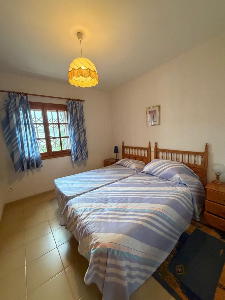 2 sypialnia Willa na sprzedaż w Pedreguer z basenem garażem - 285 000 € (Ref: 9458426)