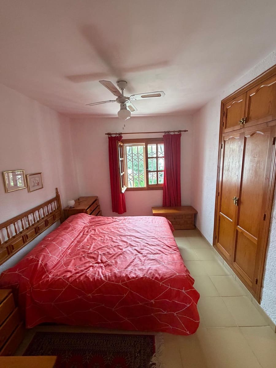 2 sypialnia Willa na sprzedaż w Pedreguer z basenem garażem - 285 000 € (Ref: 9458426)