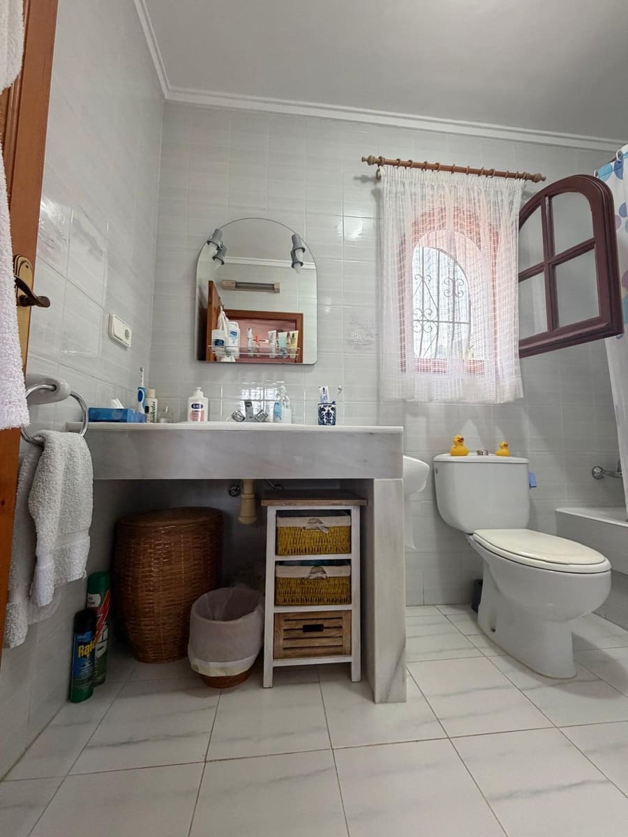 2 sypialnia Willa na sprzedaż w Pedreguer z basenem garażem - 285 000 € (Ref: 9458426)