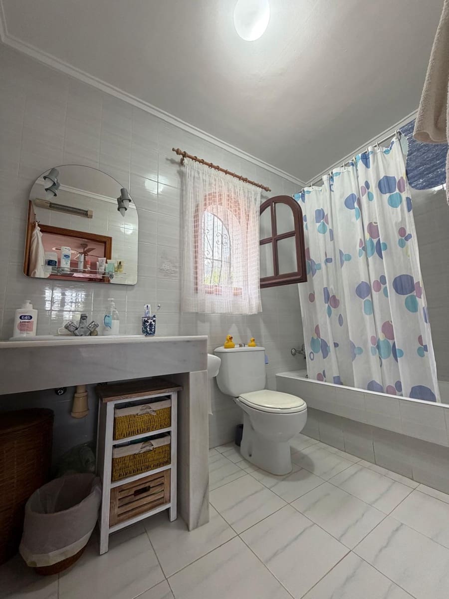 2 sypialnia Willa na sprzedaż w Pedreguer z basenem garażem - 285 000 € (Ref: 9458426)