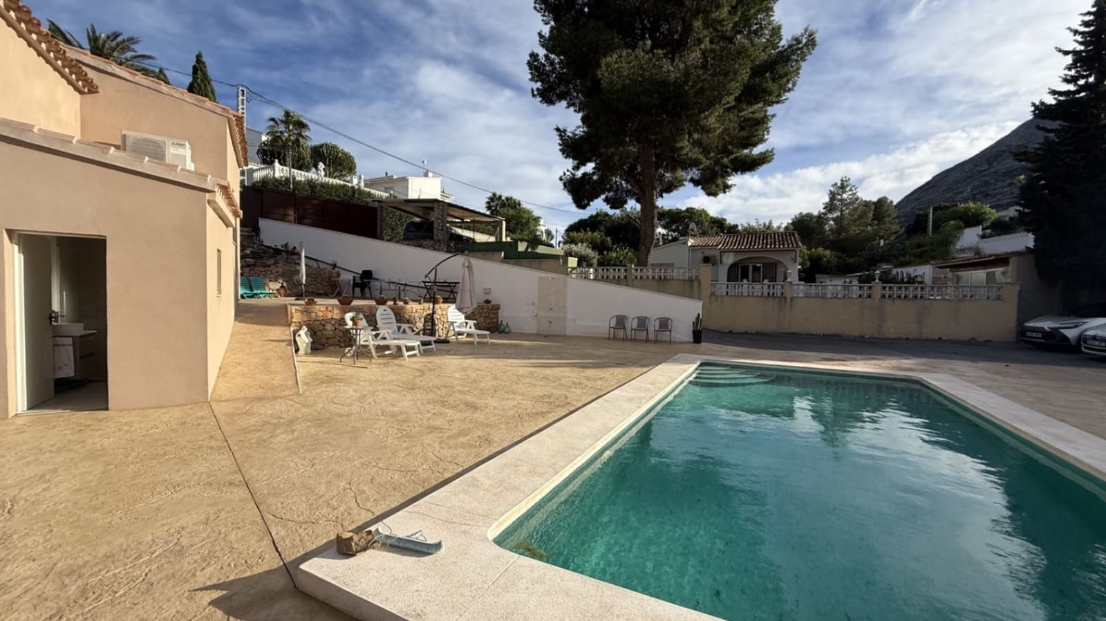2 bedroom Villa for sale in Denia with pool garage - € 470,000 (Ref: 9473347)