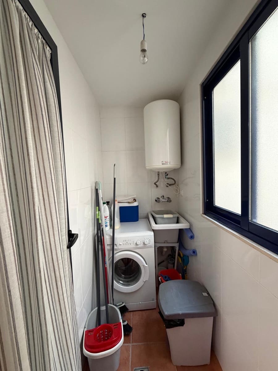 Apartamento de 2 habitaciones en Dénia en venta con piscina garaje - 400.000 € (Ref: 9475722)