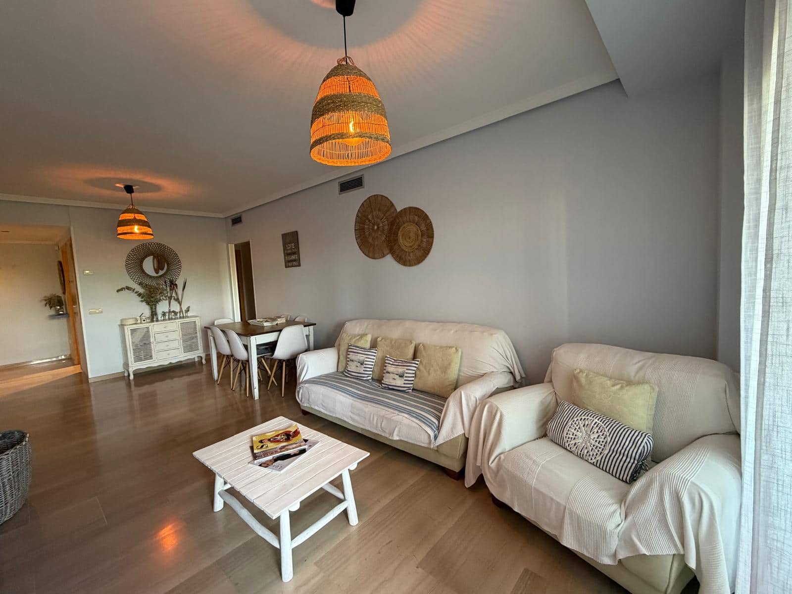 Apartamento de 2 habitaciones en Dénia en venta con piscina garaje - 400.000 € (Ref: 9475722)