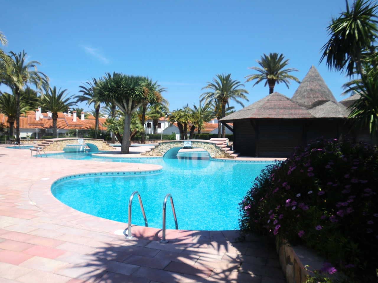 1 bedroom Apartment for sale in Denia with pool garage - € 153,000 (Ref: 9481499)