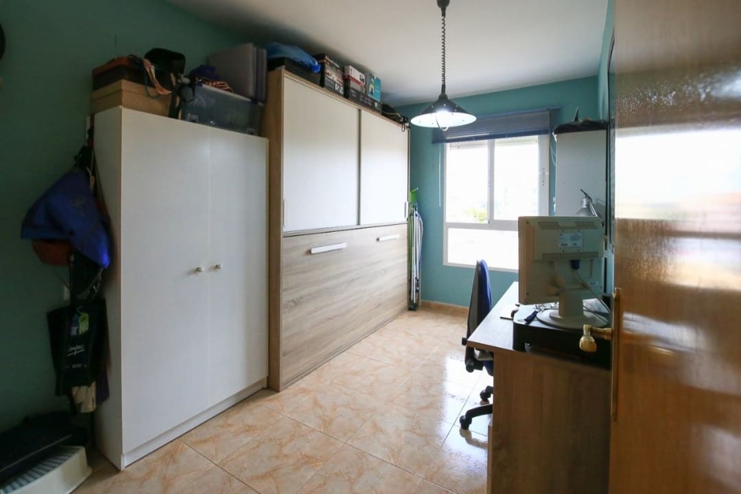 3 bedroom Apartment for sale in Denia with pool garage - € 320,000 (Ref: 9481500)