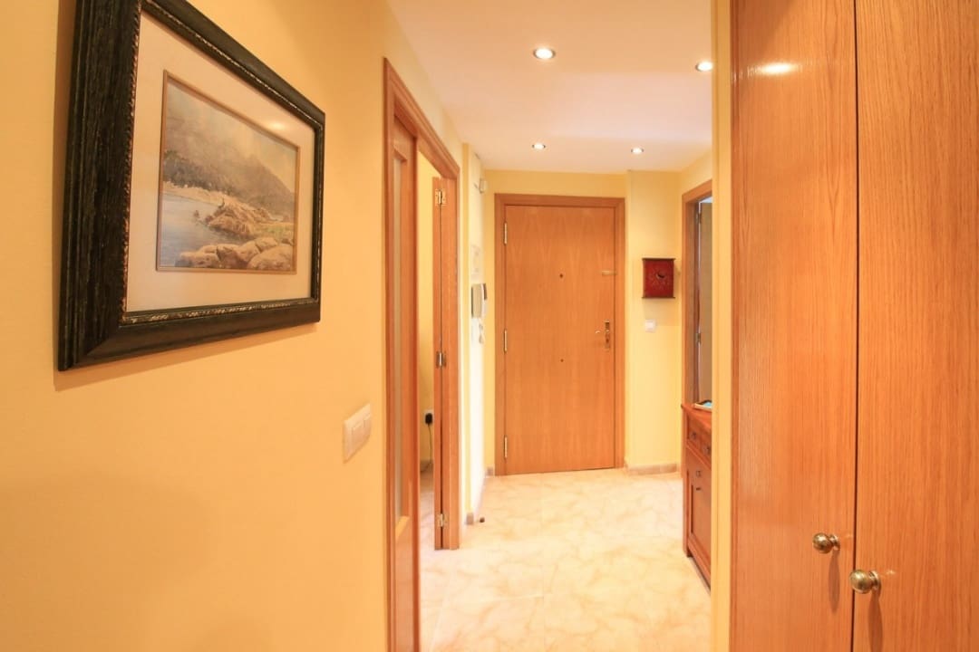 3 bedroom Apartment for sale in Denia with pool garage - € 320,000 (Ref: 9481500)