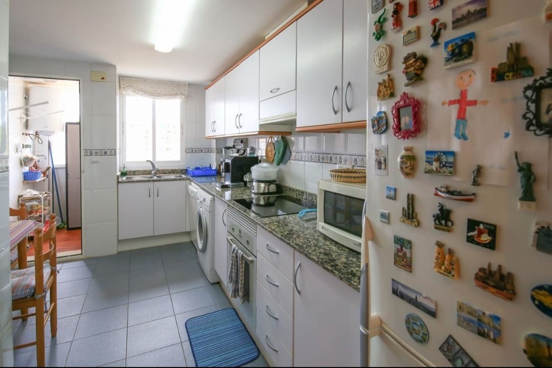 3 bedroom Apartment for sale in Denia with pool garage - € 320,000 (Ref: 9481500)