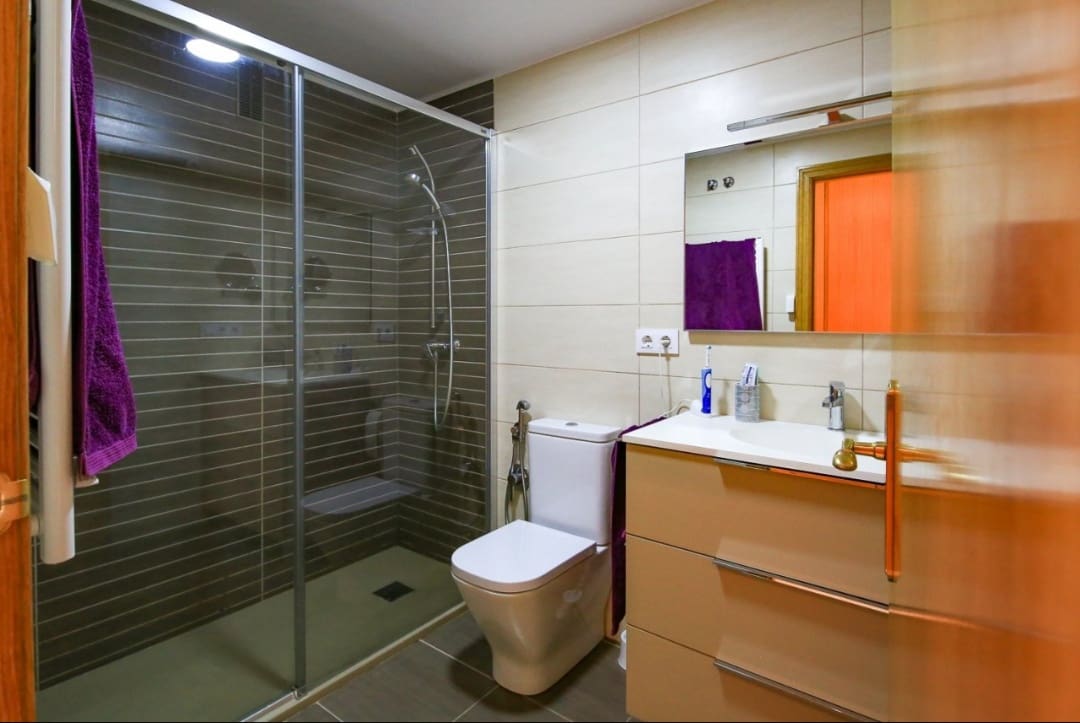 3 bedroom Apartment for sale in Denia with pool garage - € 320,000 (Ref: 9481500)