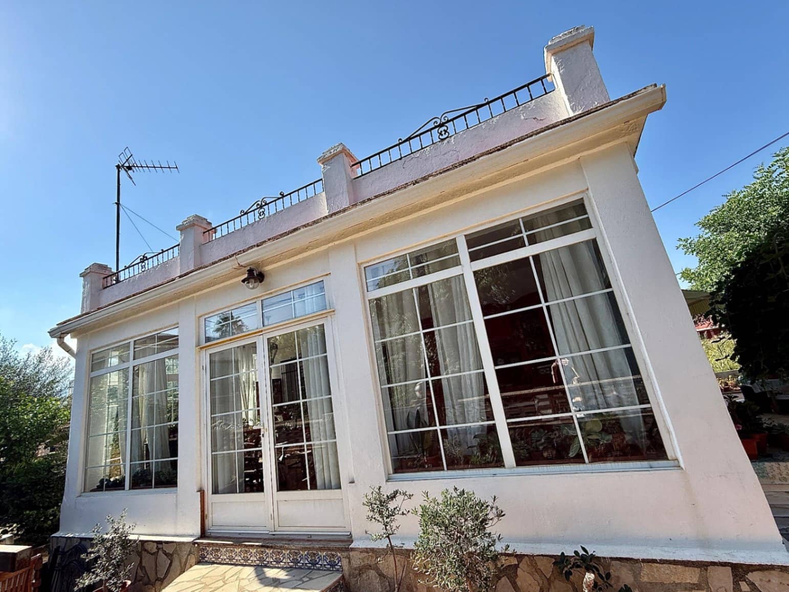 2 bedroom Villa for sale in Denia with garage - € 450,000 (Ref: 9483175)