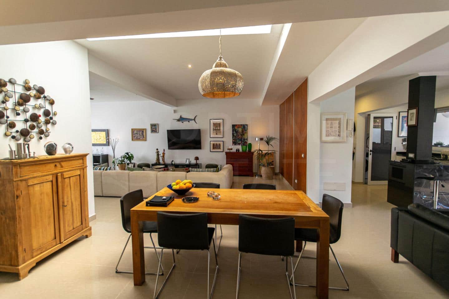3 slaapkamer Villa te koop in Playa Blanca met zwembad - € 625.000 (Ref: 10036224)