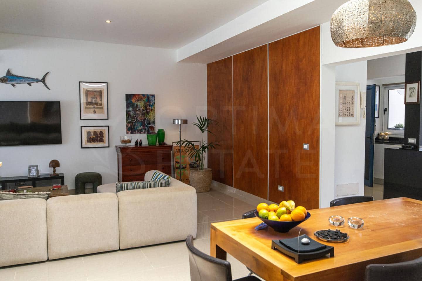 3 slaapkamer Villa te koop in Playa Blanca met zwembad - € 625.000 (Ref: 10036224)