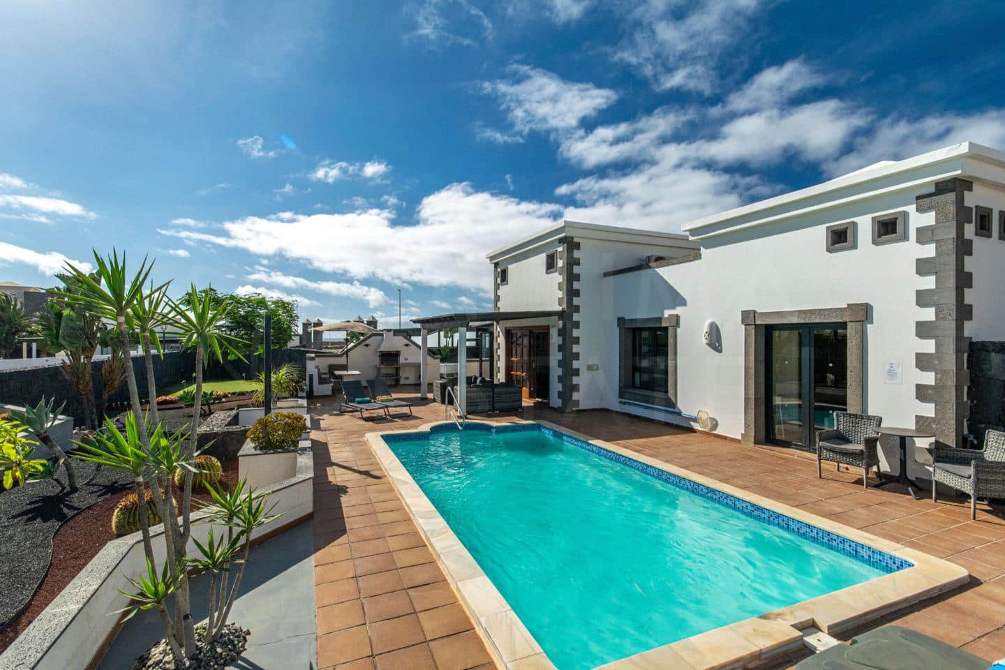 2 soverom Villa til salgs i Playa Blanca med svømmebasseng - € 519 000 (Ref: 10084915)