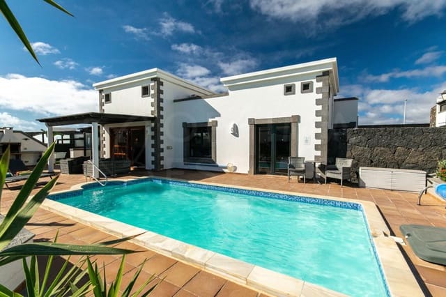 2 soverom Villa til salgs i Playa Blanca, Yaiza med svømmebasseng - € 519 000 (Ref: 10084915)