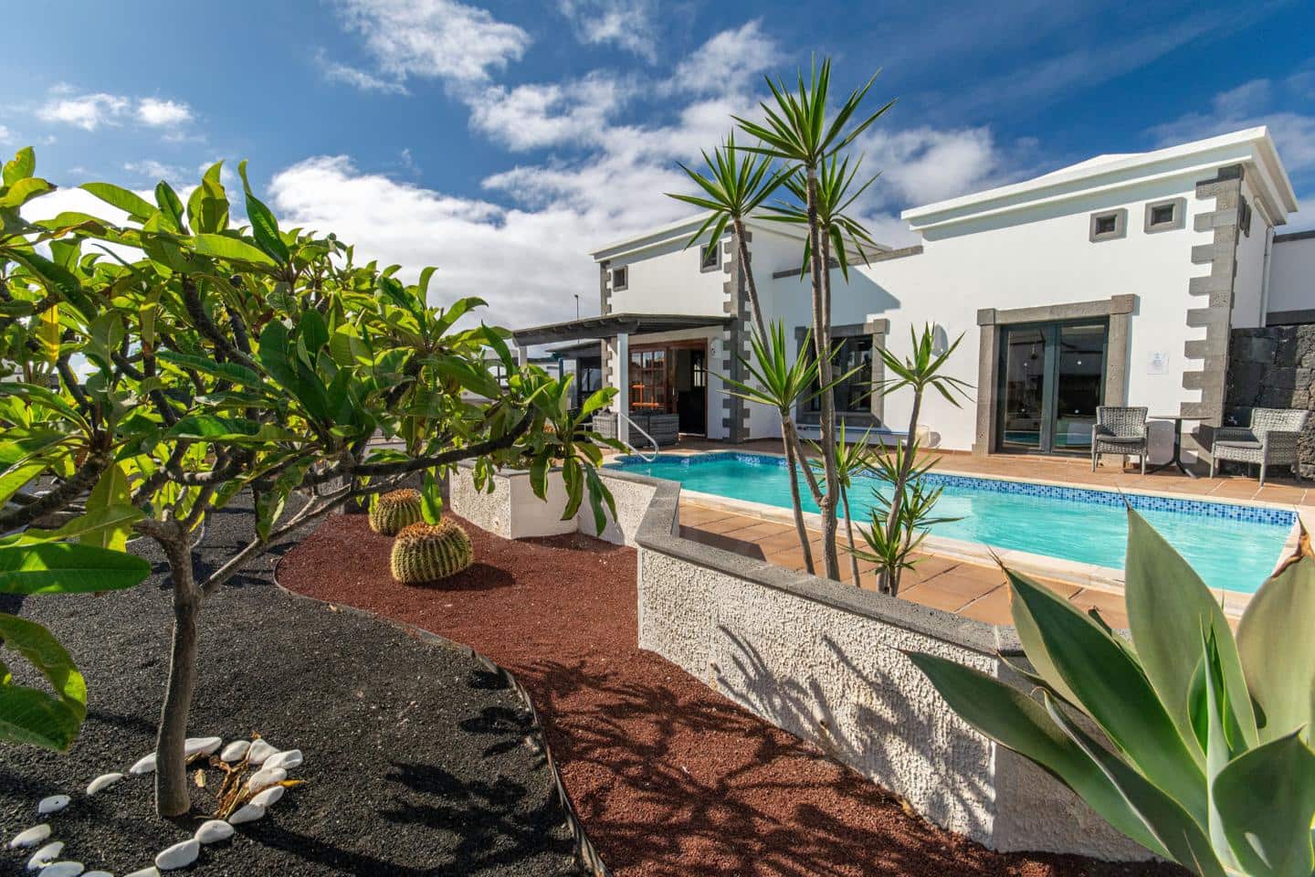 2 soverom Villa til salgs i Playa Blanca med svømmebasseng - € 519 000 (Ref: 10084915)