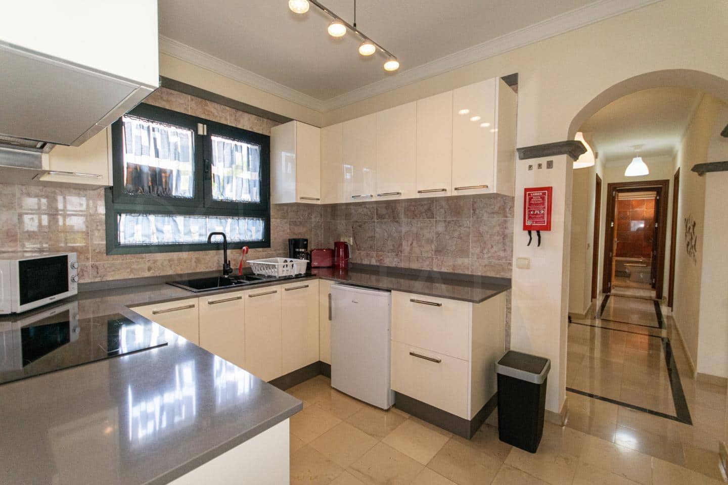 2 soverom Villa til salgs i Playa Blanca med svømmebasseng - € 519 000 (Ref: 10084915)