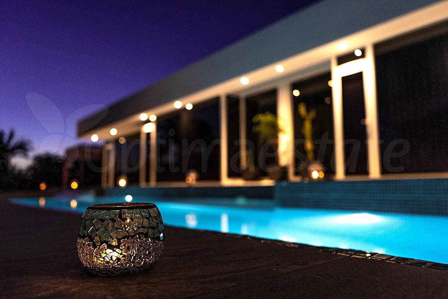 4 soverom Villa til salgs i Playa Blanca med svømmebasseng garasje - € 1 350 000 (Ref: 8212123)