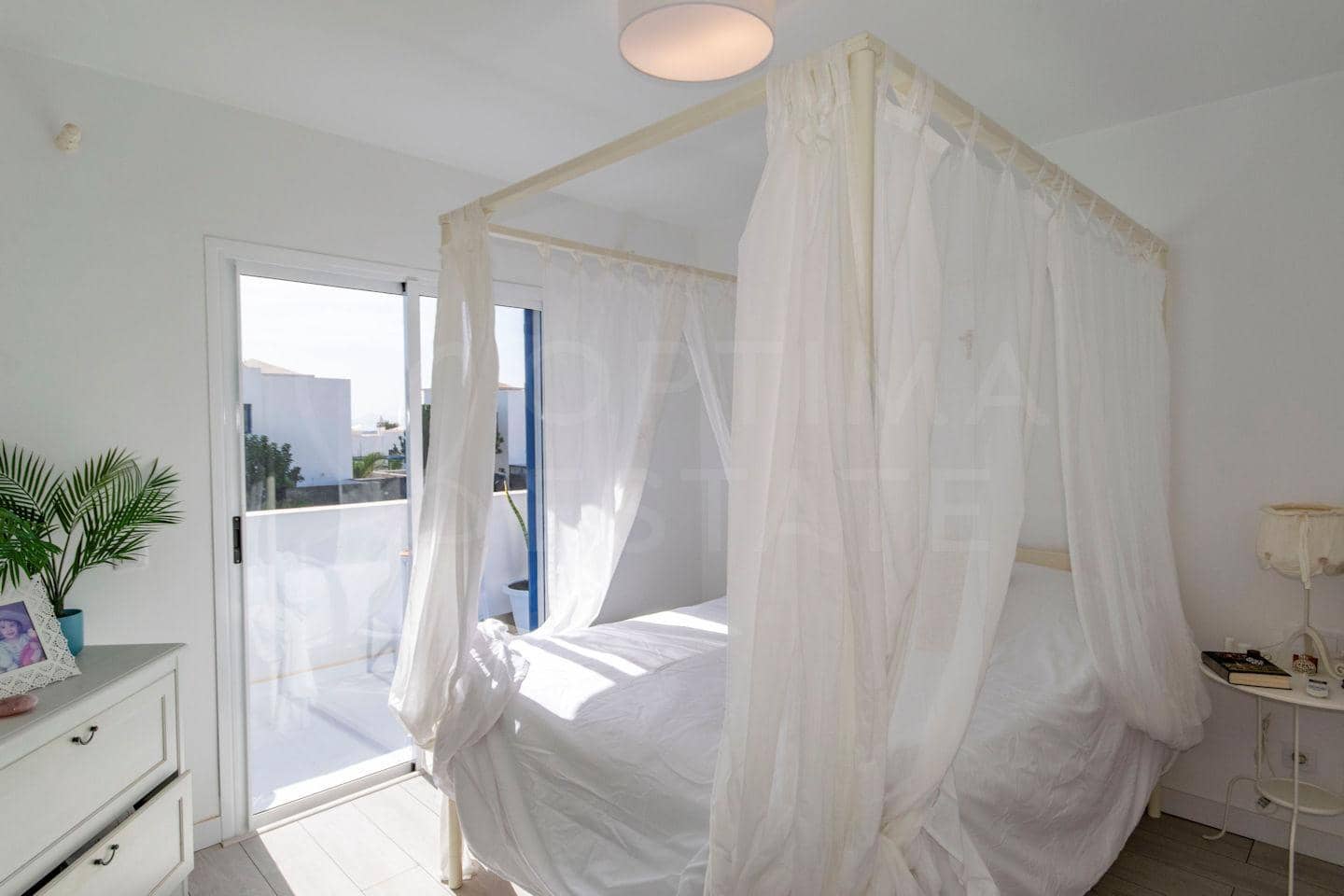 3 quarto Moradia para venda em Playa Blanca com piscina - 497 000 € (Ref: 8681633)