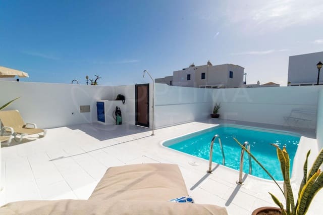 3 Zimmer Villa zu verkaufen in Playa Blanca, Yaiza mit Pool - 497.000 € (Ref: 8681633)