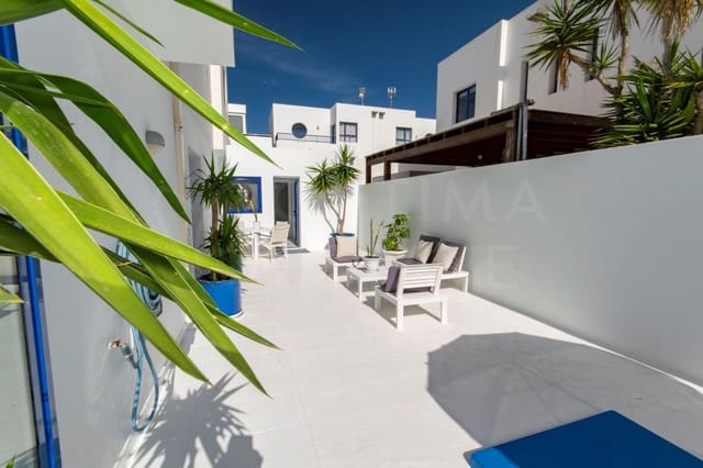 3 Zimmer Villa zu verkaufen in Playa Blanca, Yaiza mit Pool - 497.000 € (Ref: 8681633)